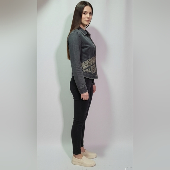 Bandolino Women's Black Vintage Embroidered Zip-Up Jean Jacket Size 6 (Small) - Picture 7 of 11